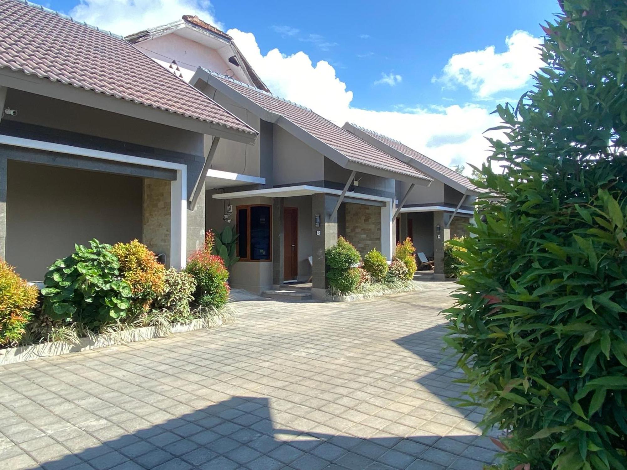 Simplicity By Snooze Banyuwangi  Exterior photo